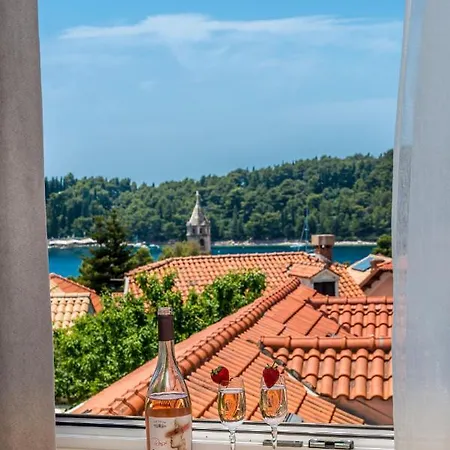 Anita, Cavtat