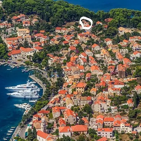 Villa Anita, *