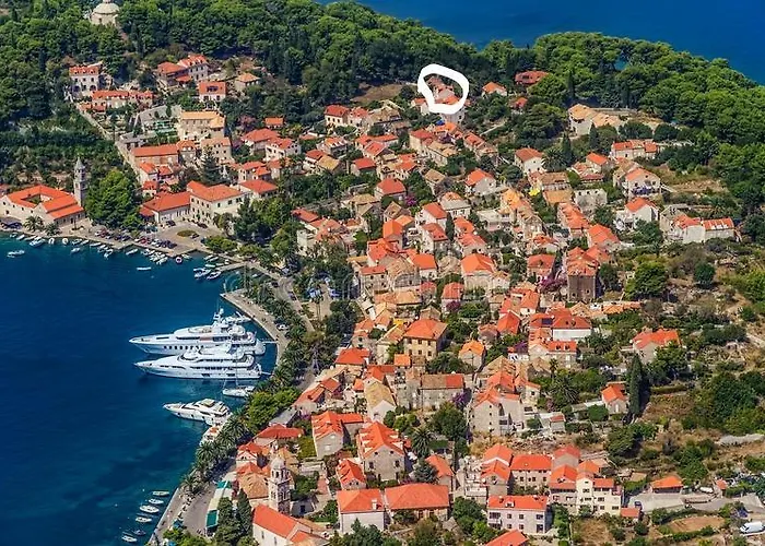 Villa Anita, *