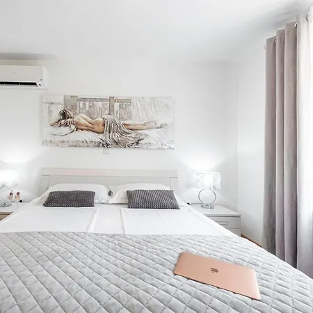 빌라 Anita, 챠브타트